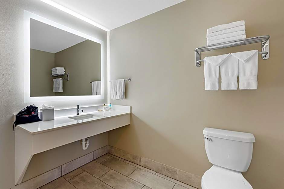 Best Western Plus Georgetown Inn & Suites