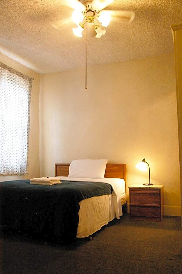 Little Tokyo Hotel – Los Angeles, CA