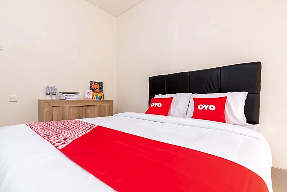 OYO 2001 Taman Dayu Villa Golf View