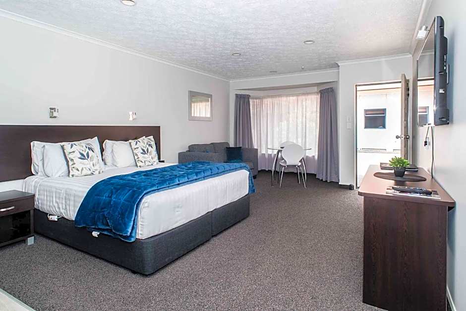 White Heron Motor Lodge