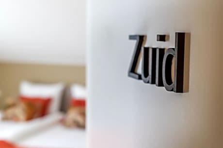 Double or Twin Room with Private Bathroom