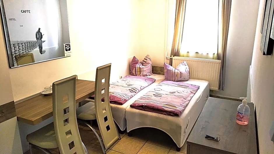 Hostel Maros