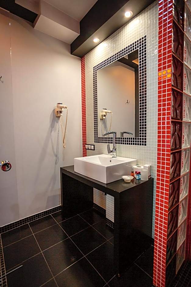 Piazza Boutique Hotel