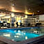Townhouse Oak Vera Hotel Near Clark International Airport