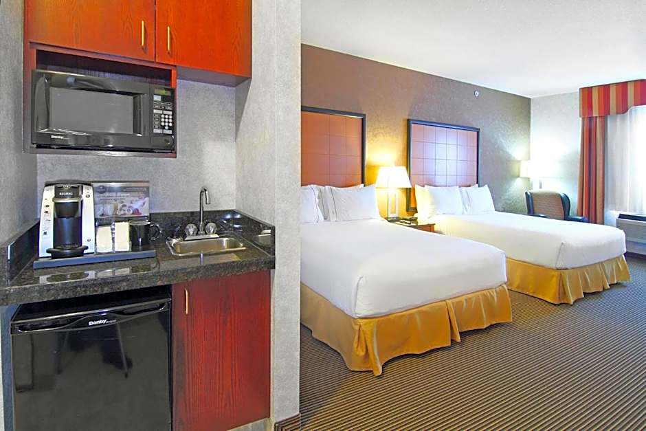 Holiday Inn Express Calgary South By IHG