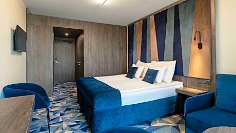 Riverside Room with Daily SPA access