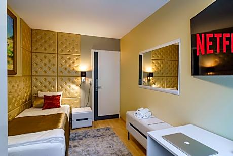 Single Room with Shared Shower and Toilet