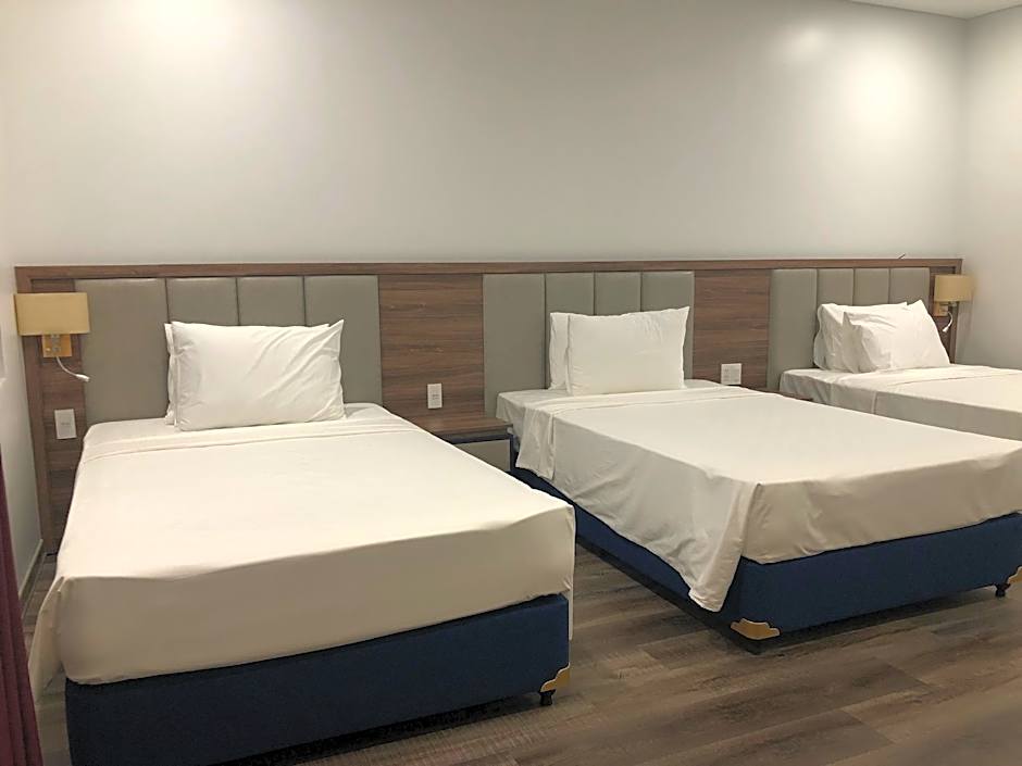 Central Halong Hotel