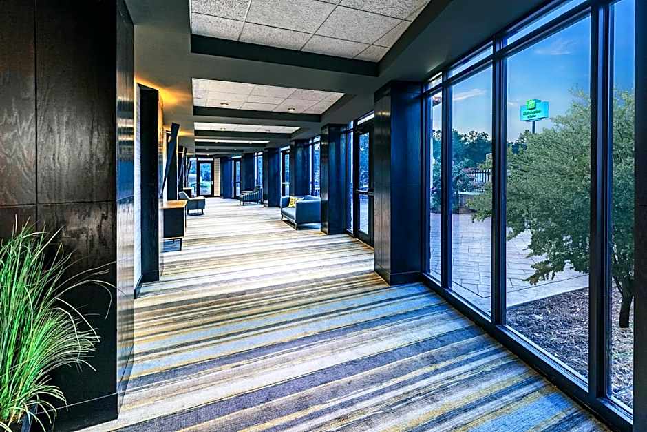 Holiday Inn & Suites Stillwater-University West By IHG