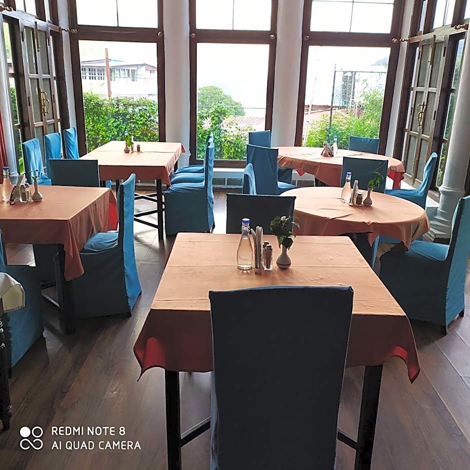 The Palace Belvedere Hotel