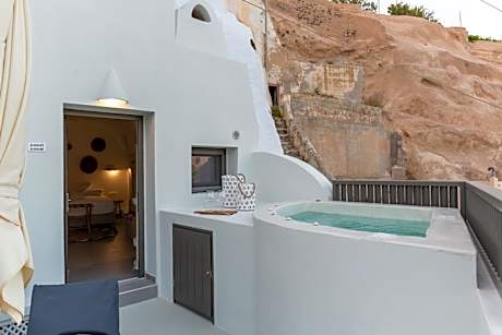 Junior Suite with Outdoor Hot Tub - Kamari