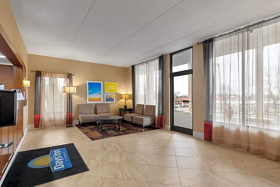 Days Inn by Wyndham Columbia Kentucky
