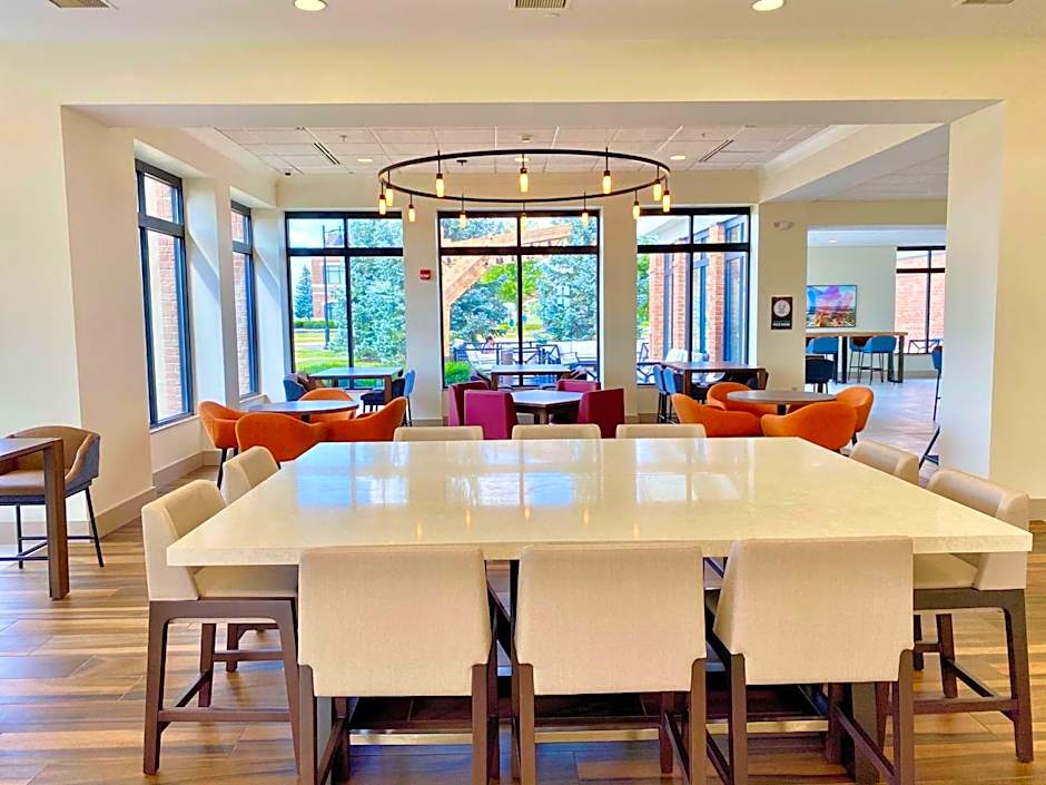 Hilton Garden Inn Oconomowoc