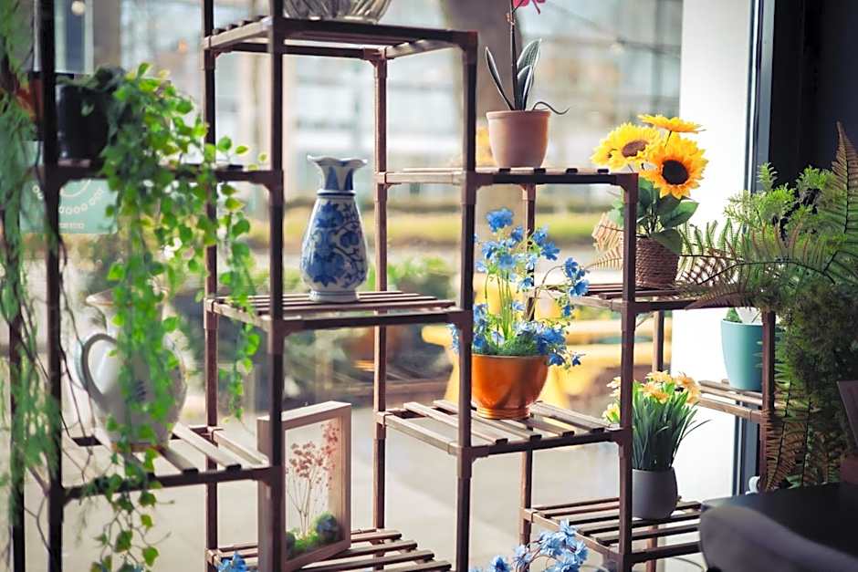 Urban Hotel The Golden Stork