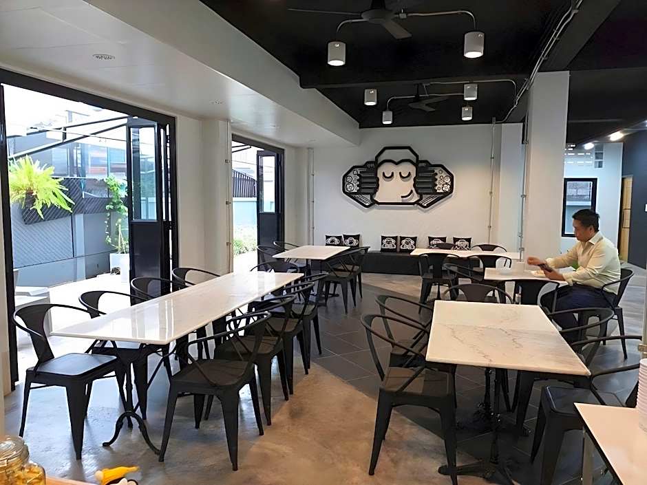 Blu Monkey Hotel Suratthani