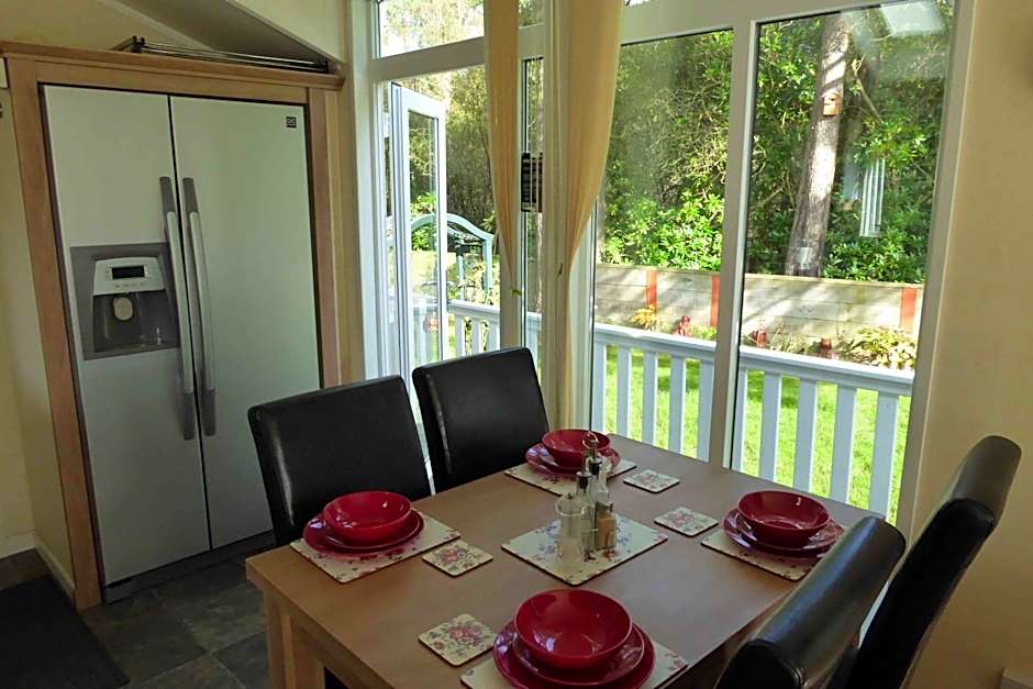 Violet 28 Oakdene Forest Park