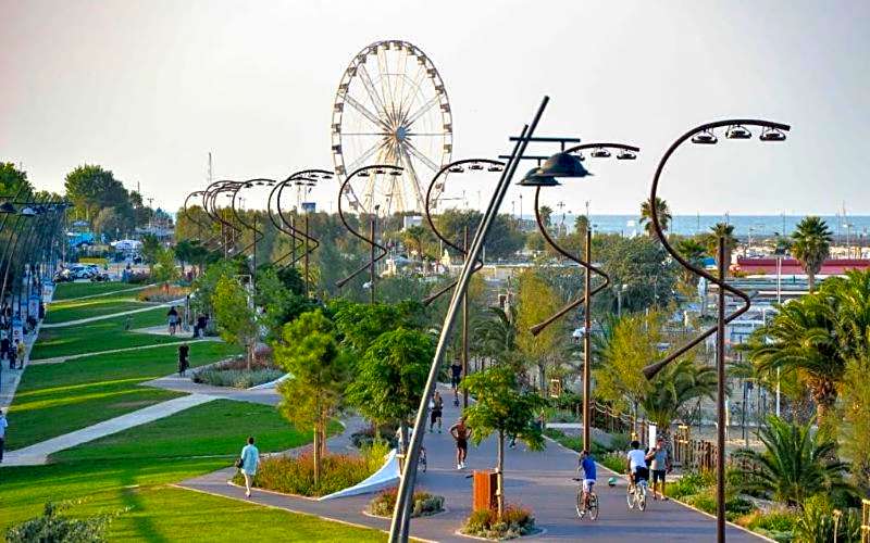 Hotel Crystal con Piscina Estiva Privata - SPIAGGIA INCLUSA con Formula All Inclusive