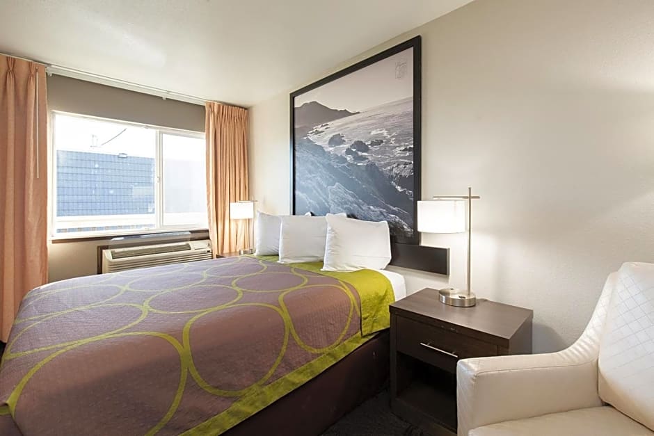 Super 8 by Wyndham Eureka