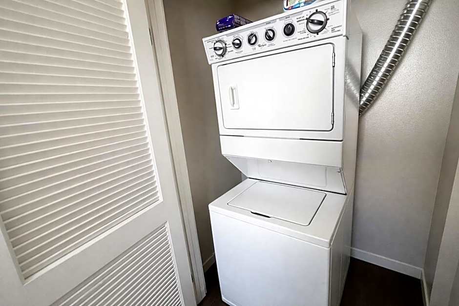 Luxury Residence Loft 3 Beds with Pool and Gym