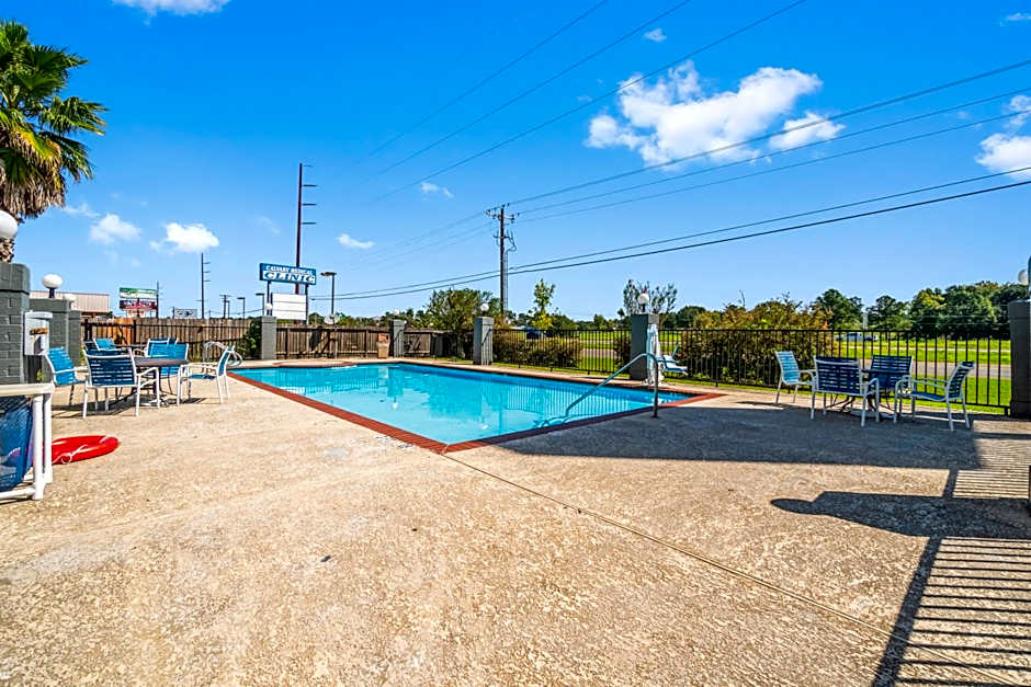 Americas Best Value Inn & Suites Livingston