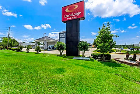 Econo Lodge Inn & Suites