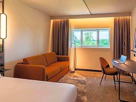 Deluxe Double Room with Golf View