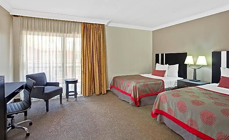 The Live Hotel