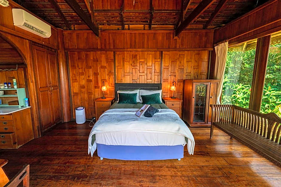 Silk Pavilions Glamping