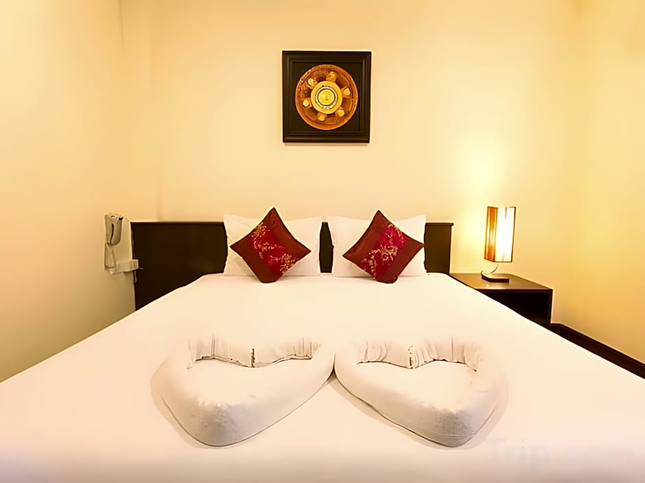 The Elegant Patong Hotel