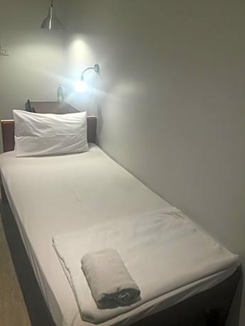 Single Room with Shower