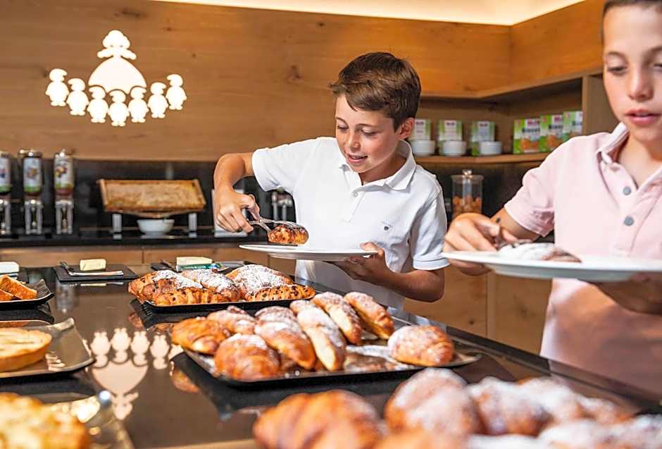 Biancaneve Family Hotel