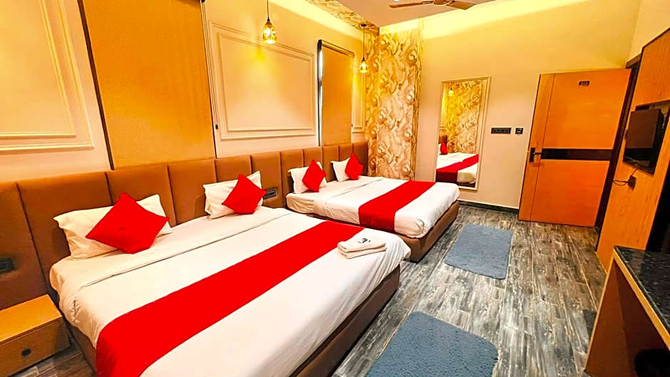 Hotel Brooklyn Suites - Near Golden Temple