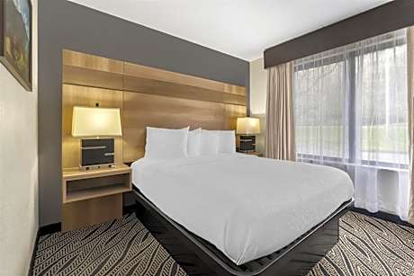 Best Western Braddock Motor Inn