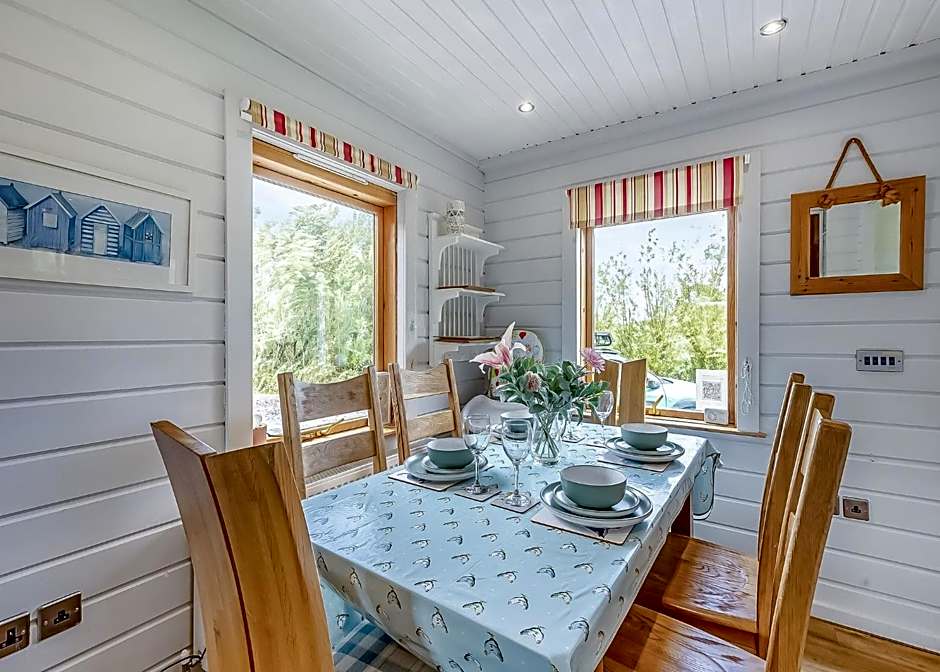 Anglesey Lakeside Lodges