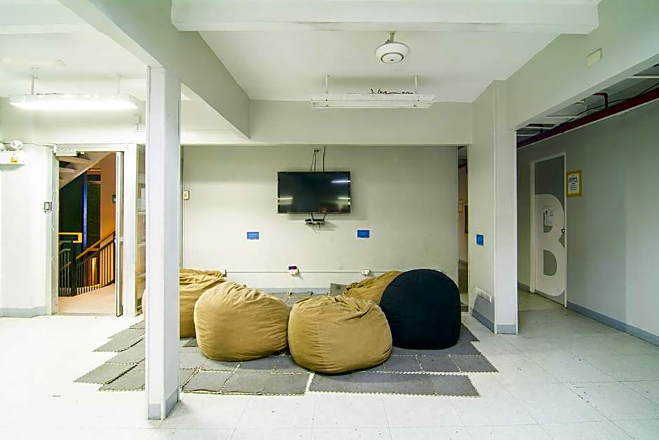 ARK Hostel City Center Manila