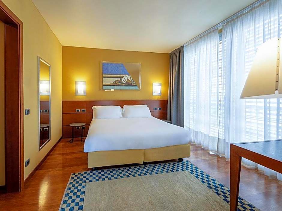 B&B HOTEL Imperia Rossini al Teatro