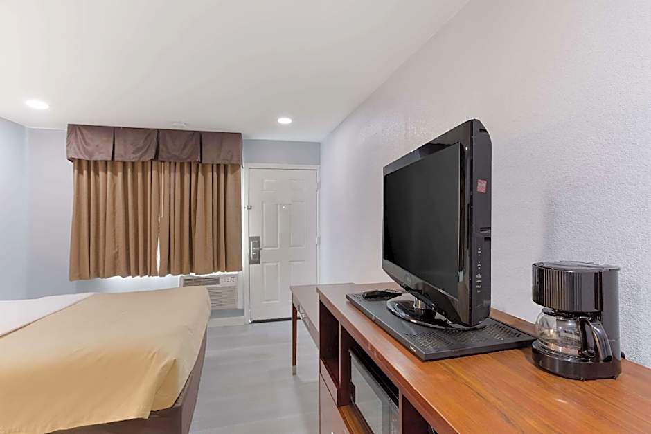 Quality Inn Redding near I-5