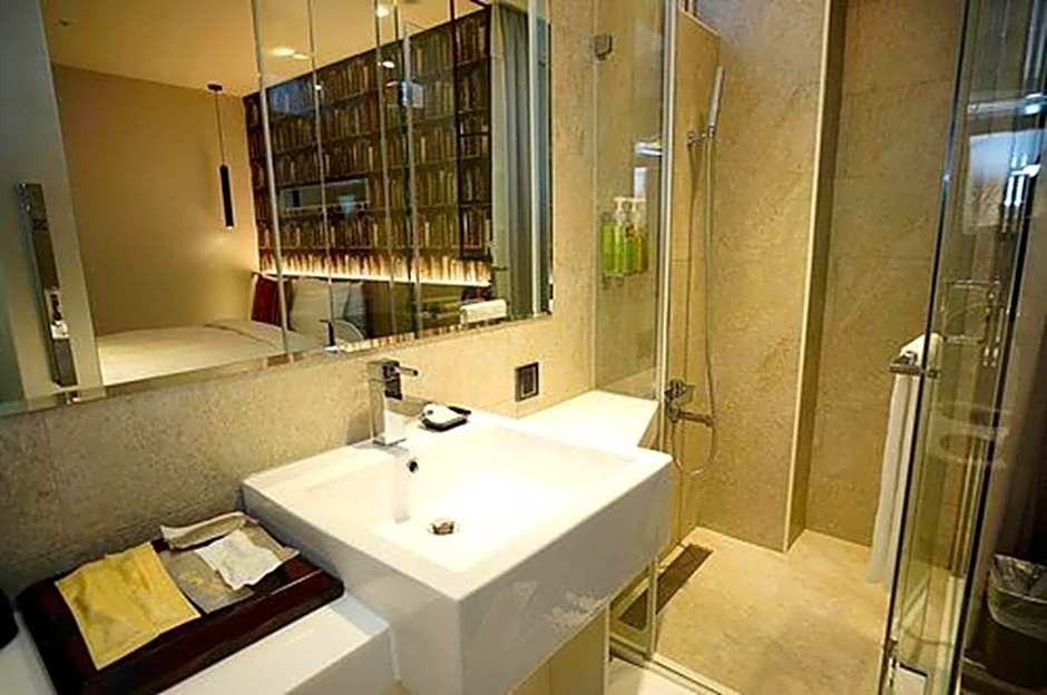 Via Hotel Zhongxiao