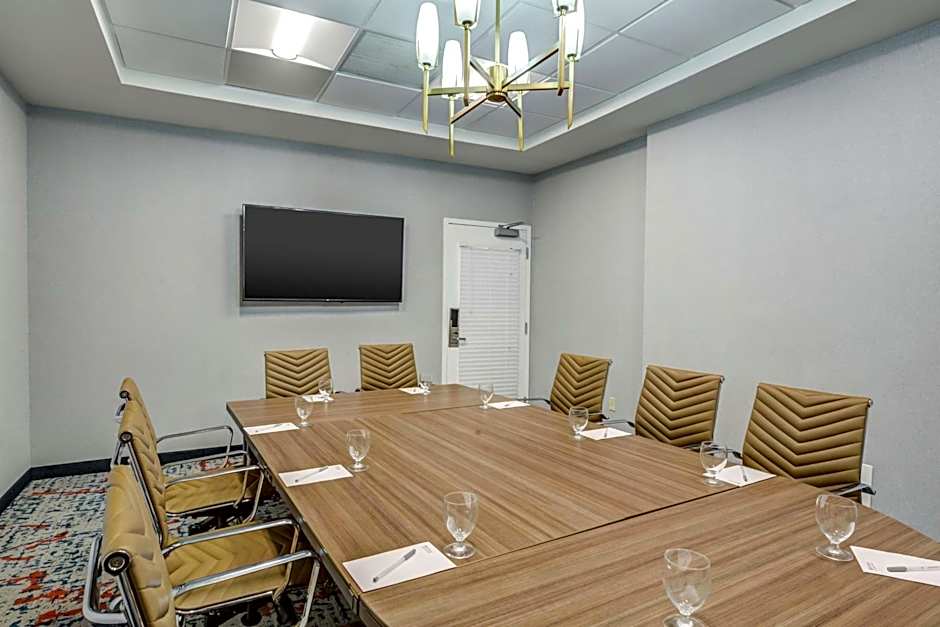 Hilton Garden Inn Boston - Waltham
