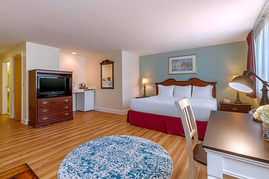 The Carriage House Inn Newport, Ascend Hotel Collection