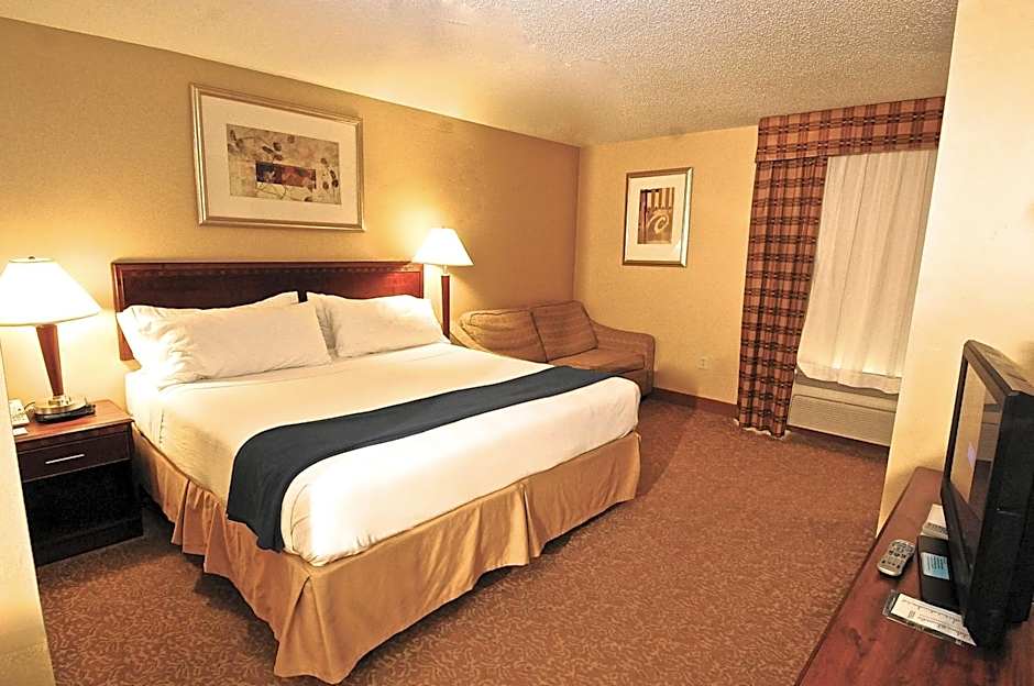 Holiday Inn Express Hotel And Suites Fenton-I-44 By IHG