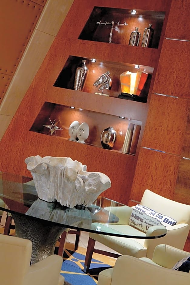 Renaissance Dallas Hotel