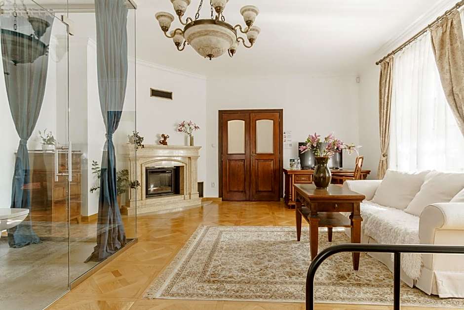 Apartamenty w Dworku Cheval