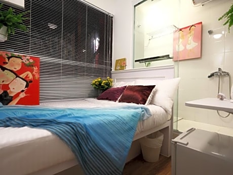 Apple Inn (Causeway Bay)