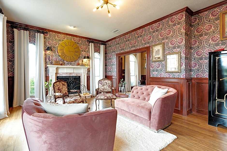 The Plantation House Boutique Inn