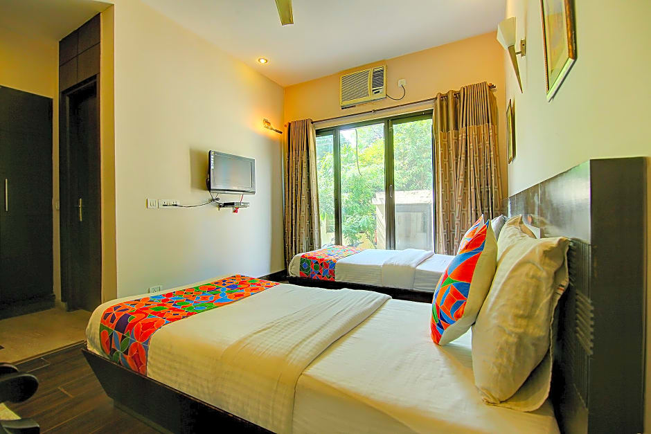 FabHotel Phoenix Hospitality