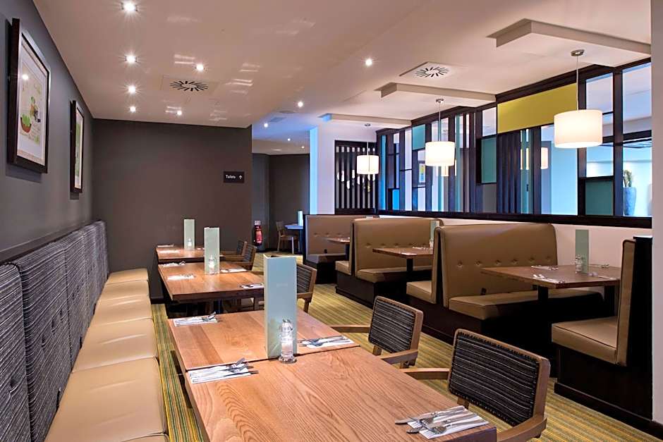 Premier Inn Heathrow Airport Terminal 4