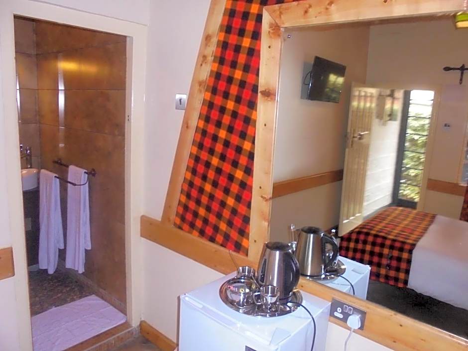 Parklands Shade Hotel