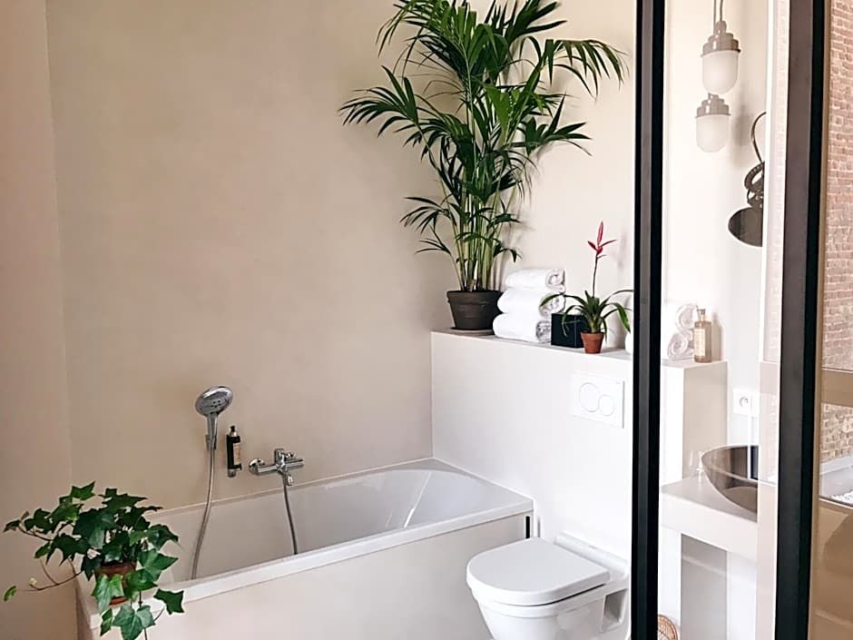 Latroupe Hotel Jardin Secret