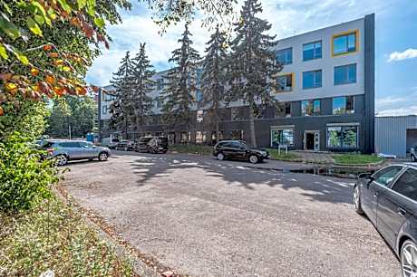 P-ONE APARTMENTS - Self Check-in